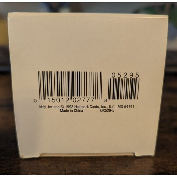 Julianne and Teddy Special Edition 1993 Hallmark Ornament - Picture 8 of 8